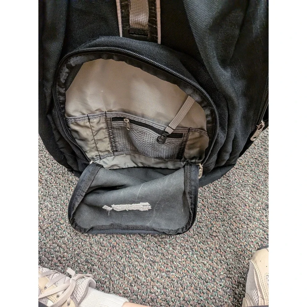 Columbia Sportswear Black Canvas Backpack Laptop Sleeve Daypack Hiking Bag